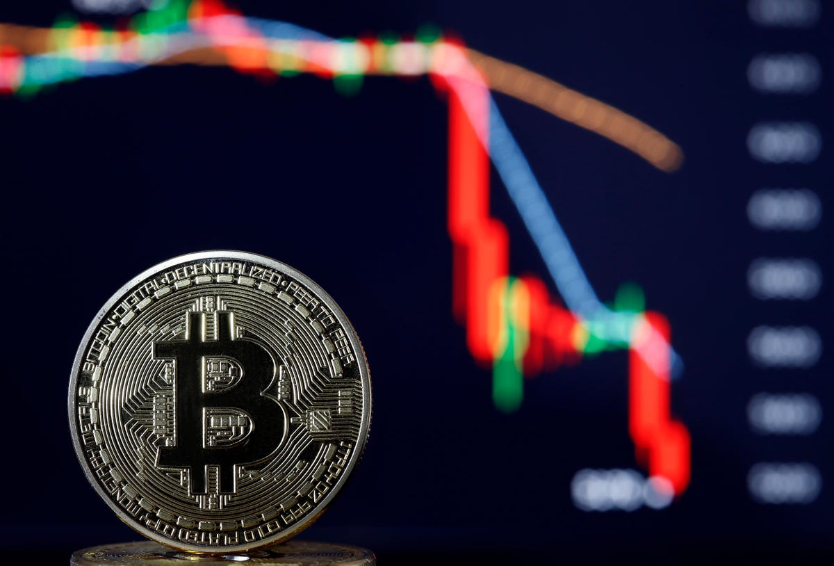 Exchange CEO Warns 2022 Could See Bitcoin Crash Amid Huge