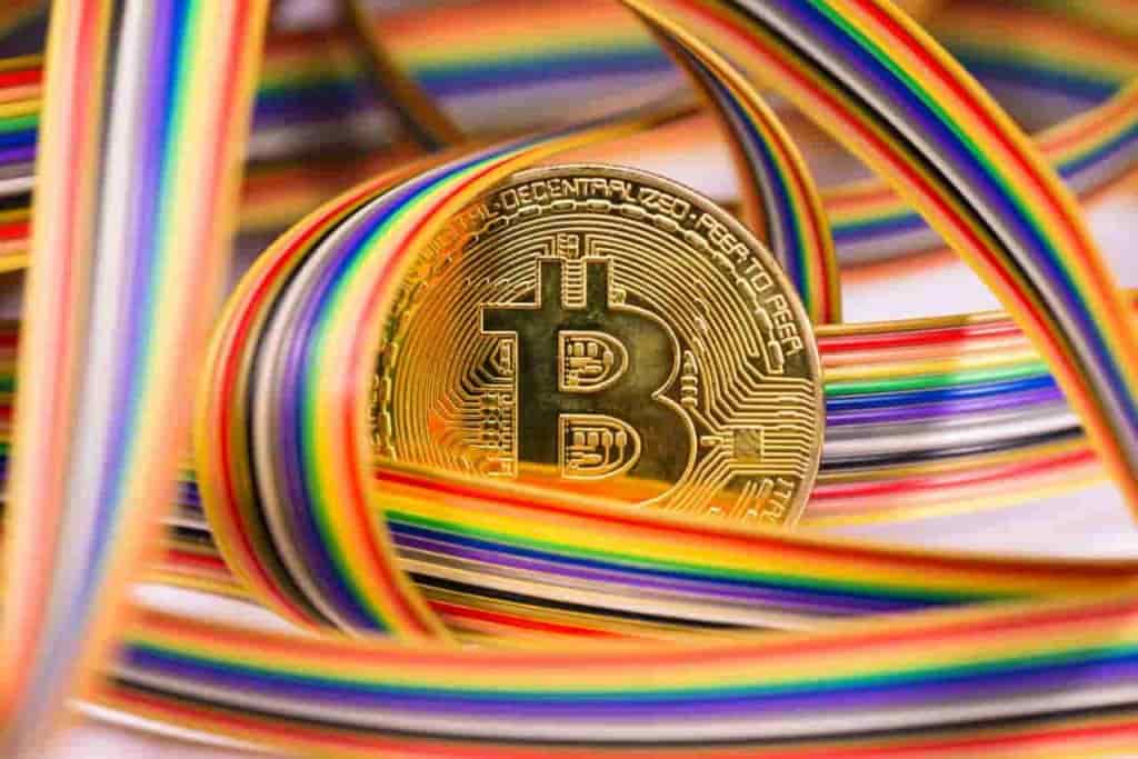 'Bitcoin rainbow' indicator drops to all-time low; Can BTC slump to $10k?